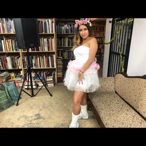 Meet your Posher, Leonsa